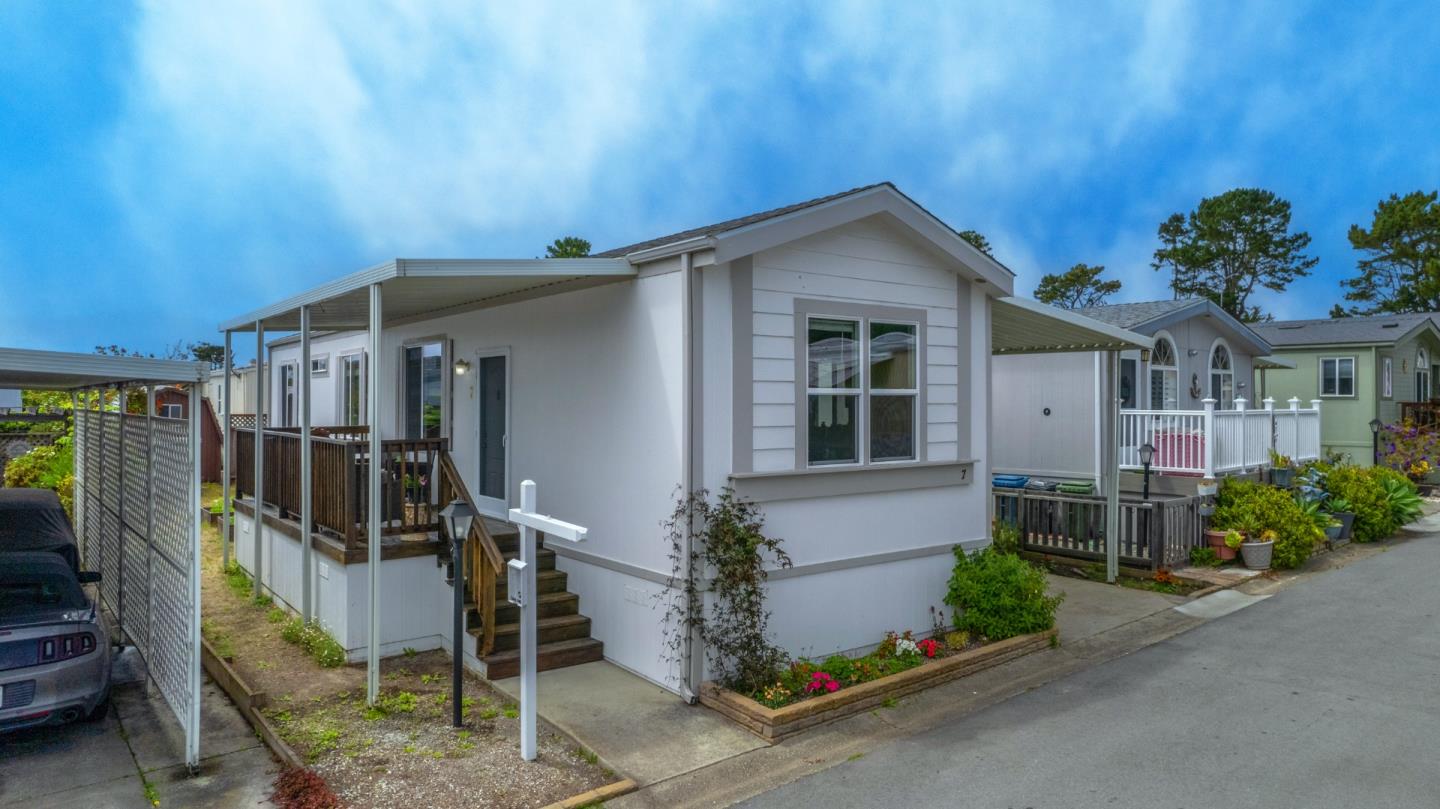 7 Lighthouse Road, Unit 7 Half Moon Bay, CA 94019 - Photo 2 of 22 a house view with a garden space