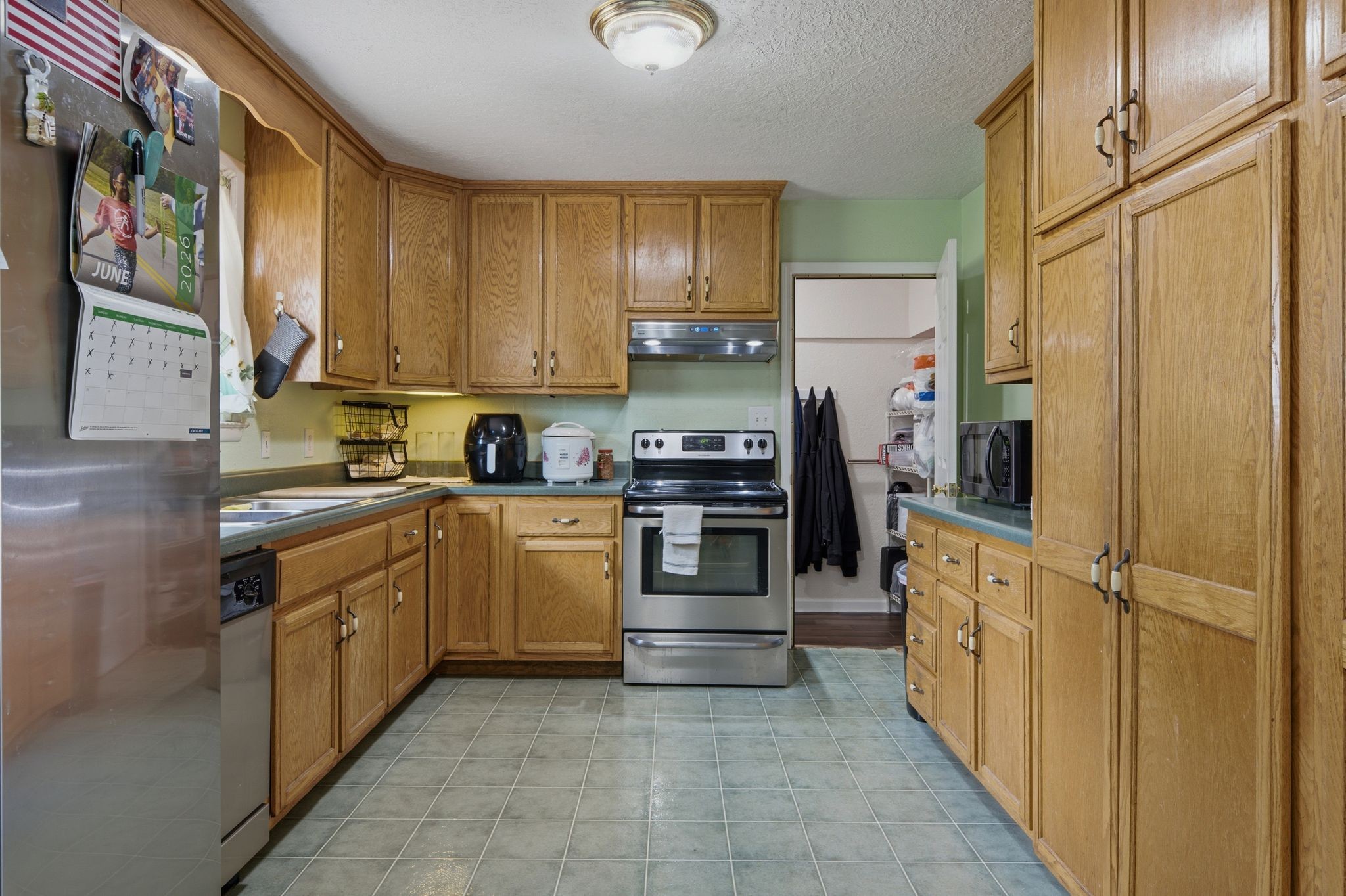 328 Kimbrough Road Clarksville, TN 37043 - Photo 5 of 30