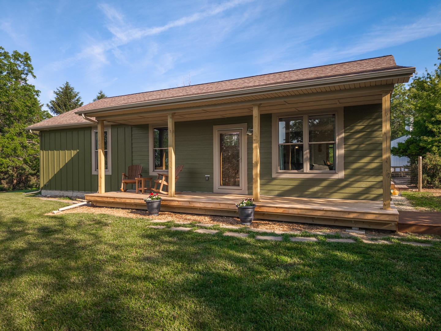 22037 East 2600 N Road Odell, IL 60460 - Photo 5 of 59 a view of a house with a yard and plants