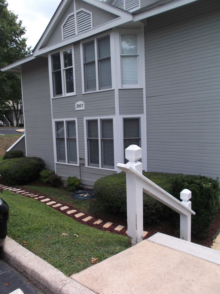 2801 Edridge Court, Unit 102 Raleigh, NC 27607 - Photo 2 of 23 Photo 2
