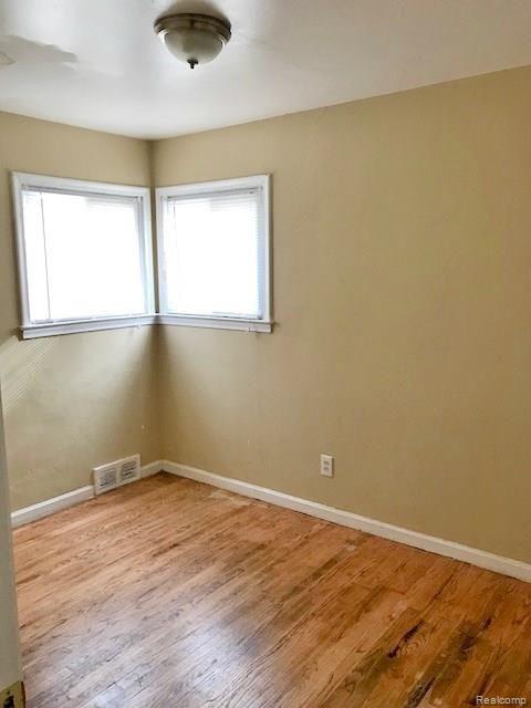 19700 Evergreen Road Detroit, MI 48219 - Photo 5 of 9