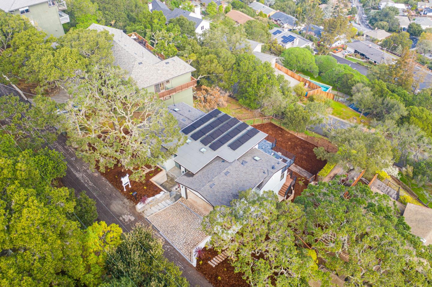 470 Erlin Drive San Carlos, CA 94070 - Photo 7 of 82