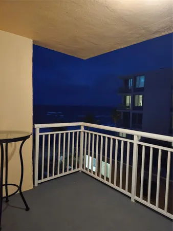 $3,200 | 1161 Hillsboro Mile, Unit 506, Hillsboro Beach, FL 33064