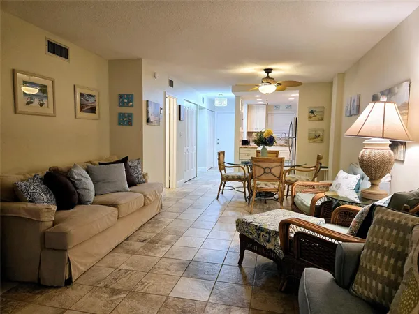 $3,200 | 1161 Hillsboro Mile, Unit 506, Hillsboro Beach, FL 33064