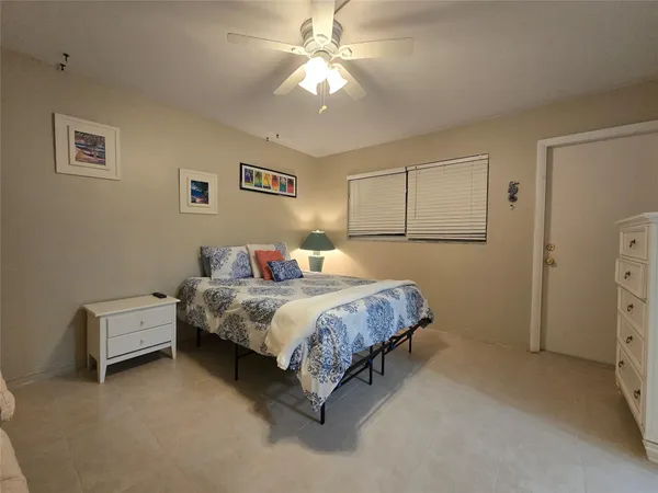 $3,200 | 1161 Hillsboro Mile, Unit 506, Hillsboro Beach, FL 33064