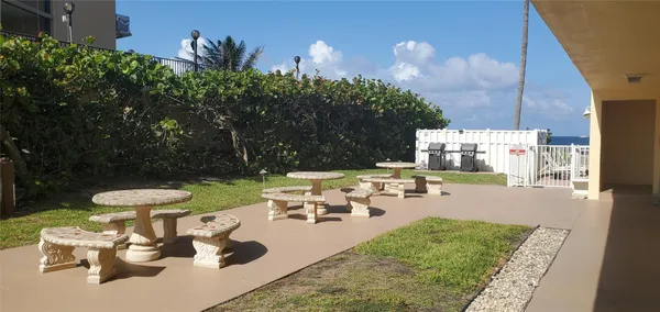 $3,200 | 1161 Hillsboro Mile, Unit 506, Hillsboro Beach, FL 33064