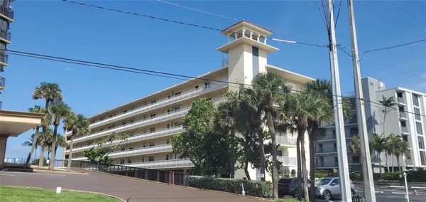 $3,200 | 1161 Hillsboro Mile, Unit 506, Hillsboro Beach, FL 33064