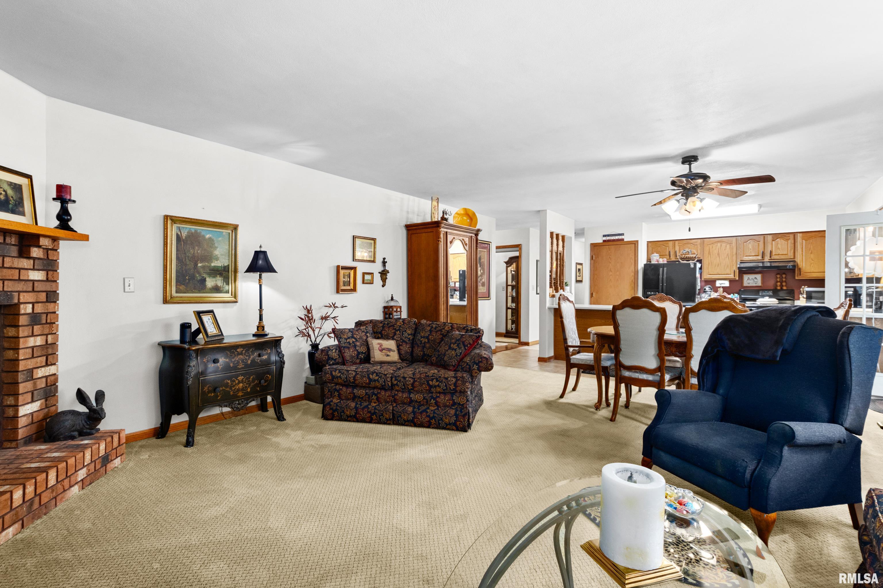 201 North Rustic Road East Peoria, IL 61611 - Photo 9 of 32 Gallery Image 9