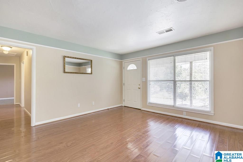 2180 Chapel Hill Road Birmingham, AL 35216 - Photo 8 of 30