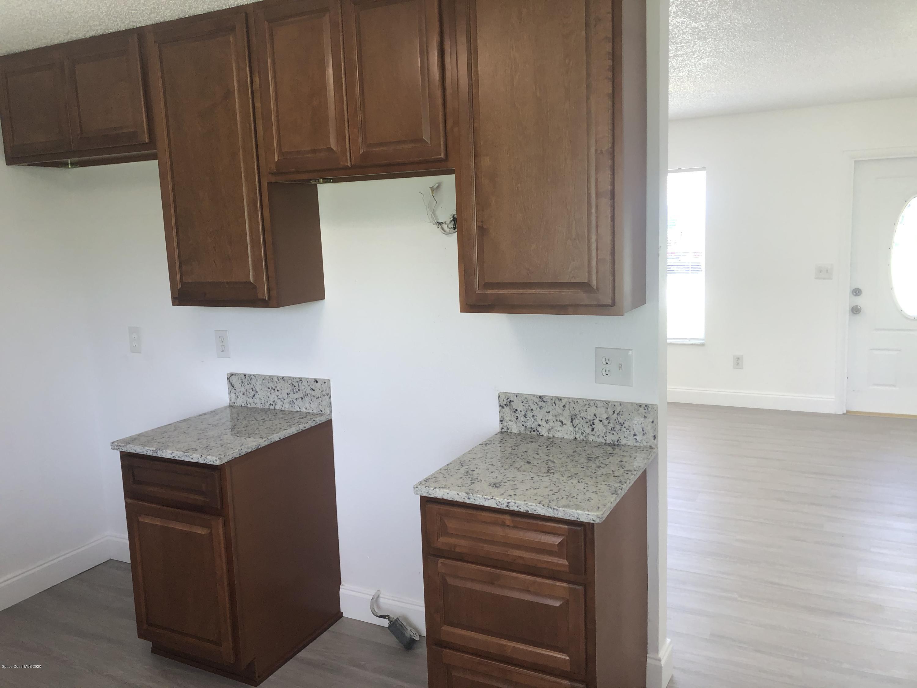 1660 Paragon Road Southeast Palm Bay, FL 32909 - Photo 5 of 19 1660 #15