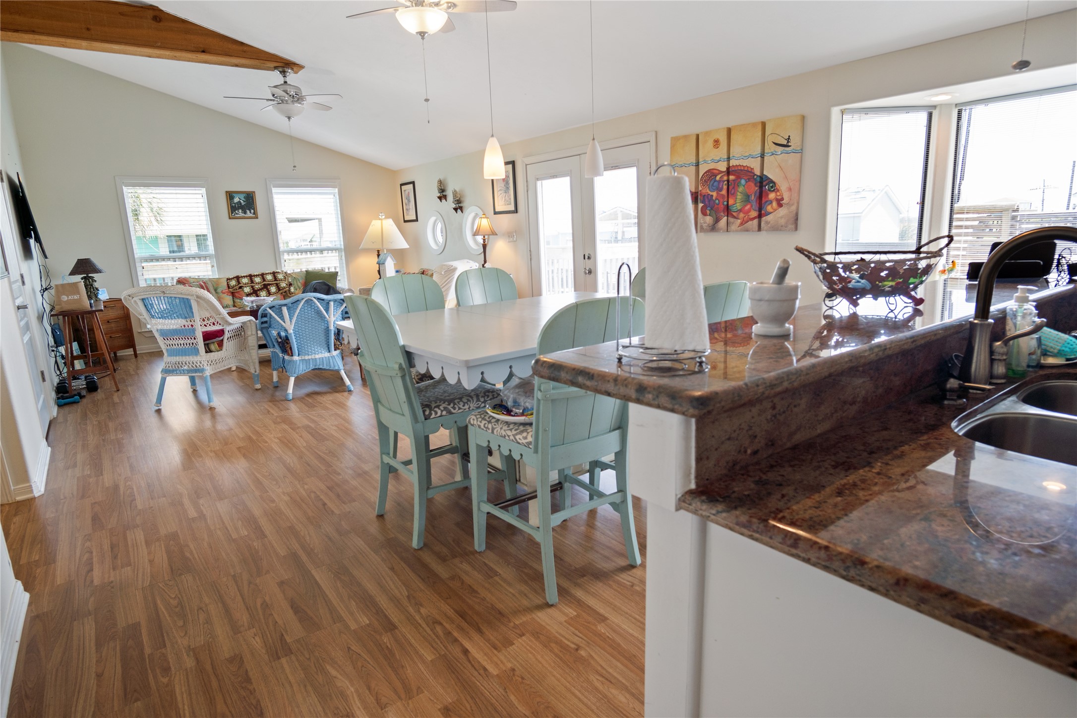 1205 Bay Crystal Beach, TX 77650 - Photo 10 of 33
