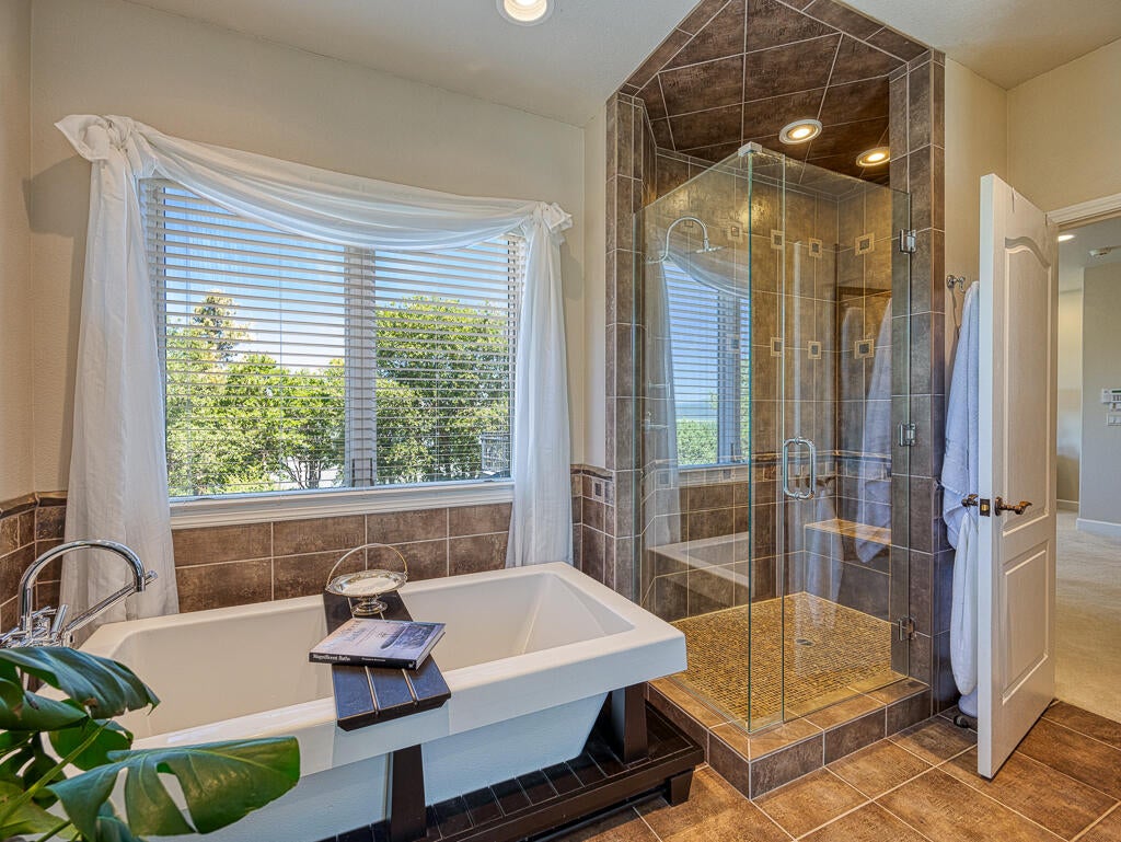 6447 Cooper's Hawk Road Klamath Falls, OR 97601 - Photo 45 of 80 Coopers Hawk-49