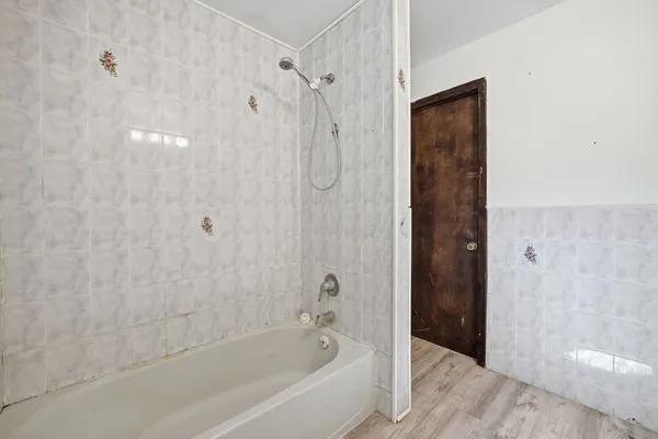 $2,000 | 604 South Center Street, Plano, IL 60545