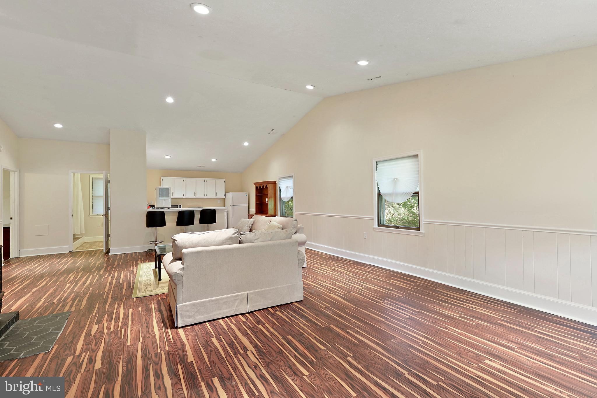 2300 Carroll Mill Road Phoenix, MD 21131 - Photo 67 of 144 Living Room in Carriage House