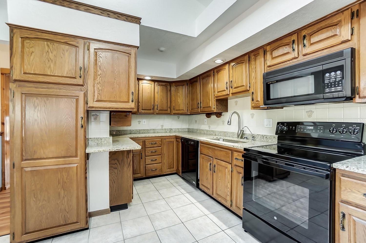 6060 Johnson Road Springfield, OH 45502 - Photo 14 of 53