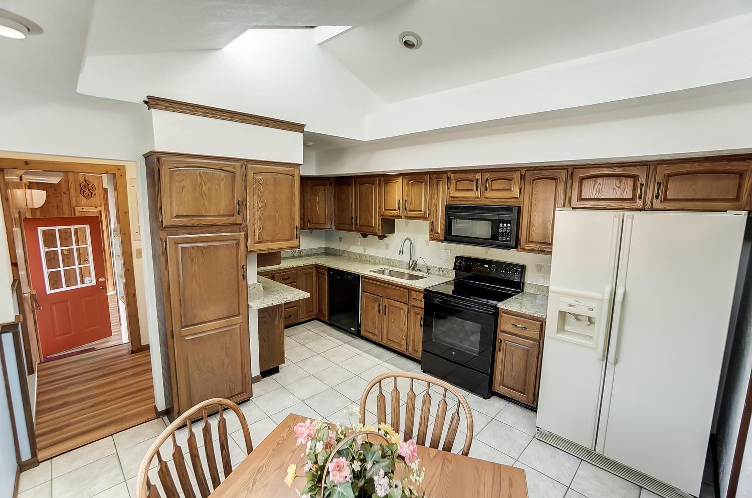 6060 Johnson Road Springfield, OH 45502 - Photo 16 of 53