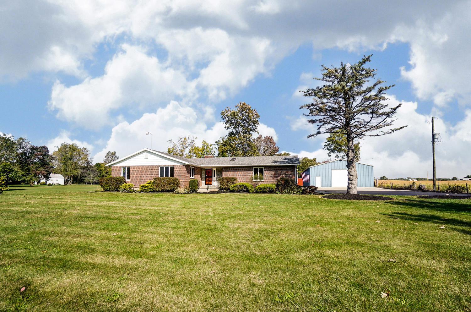 6060 Johnson Road Springfield, OH 45502 - Photo 3 of 53