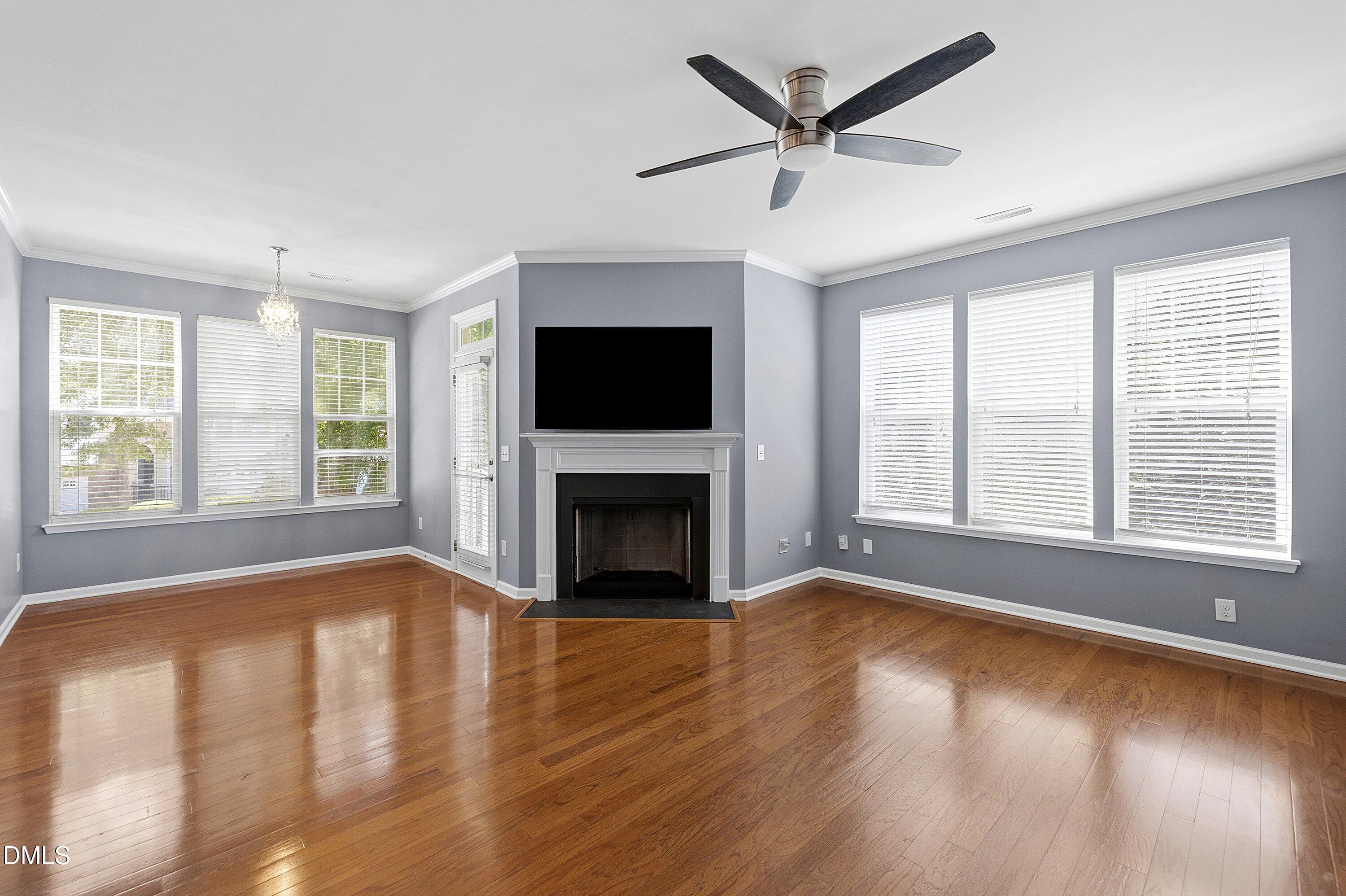 5911 Longeria Court Raleigh, NC 27612 - Photo 16 of 53 16-5911 Longeria Ct -_7053