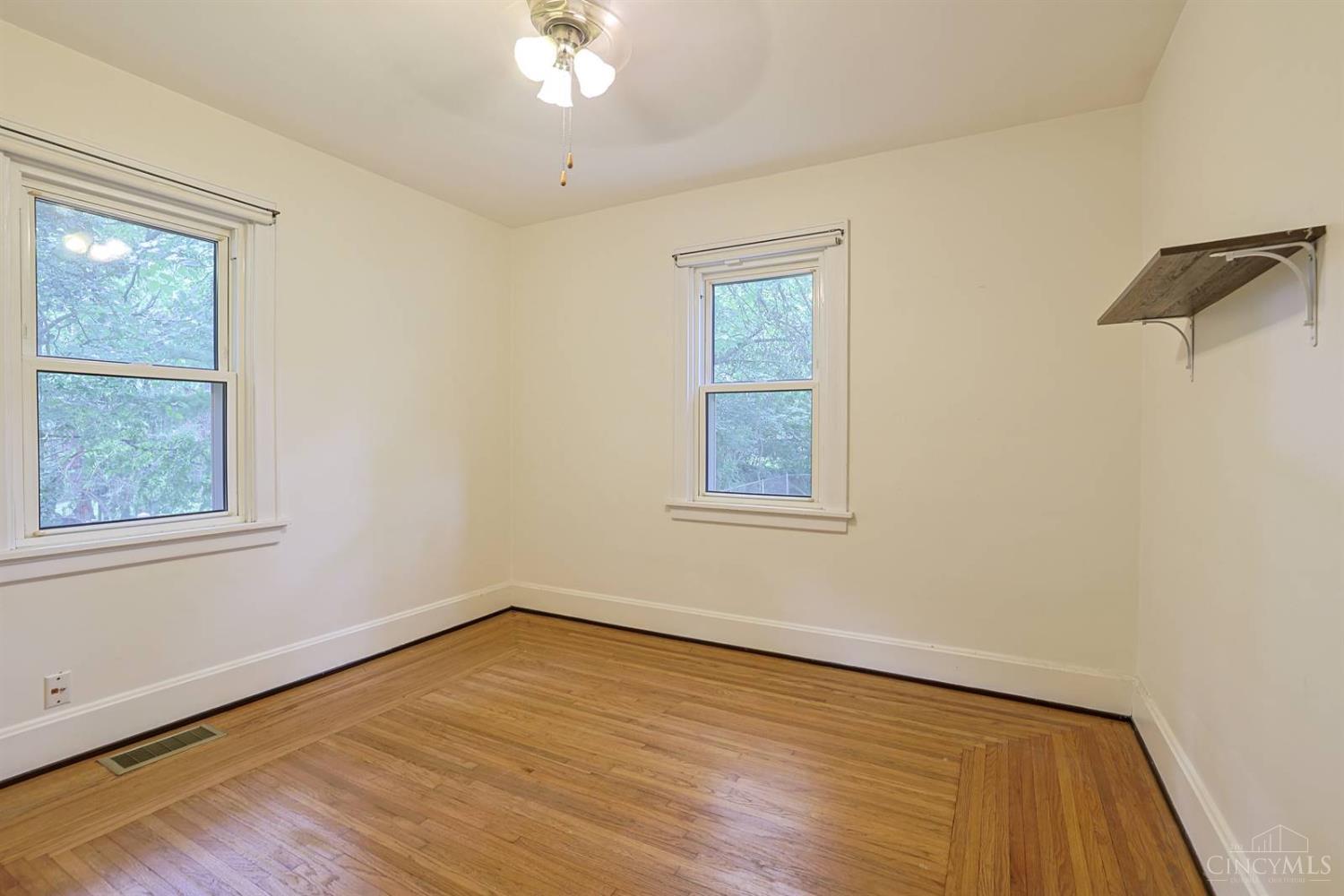 5719 Lester Road Cincinnati, OH 45213 - Photo 18 of 29