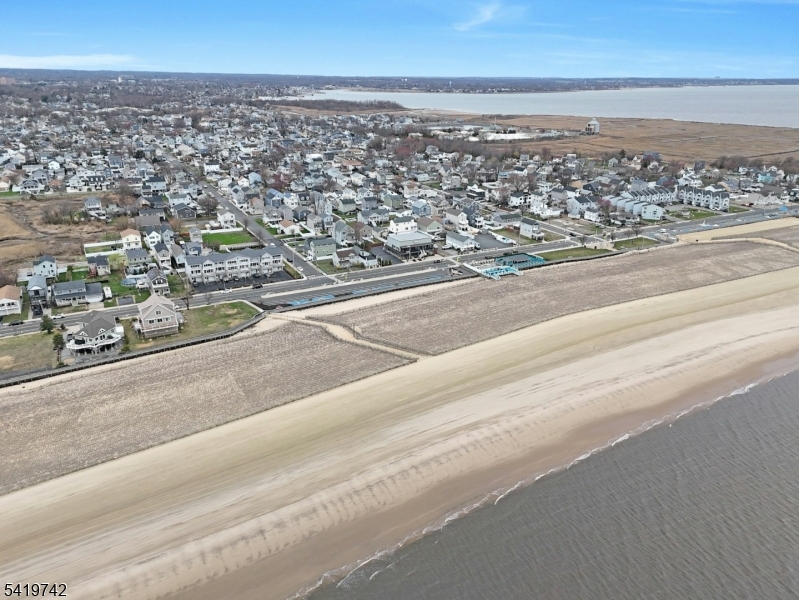 827 2nd Street Union Beach, NJ 07735 - Photo 11 of 35