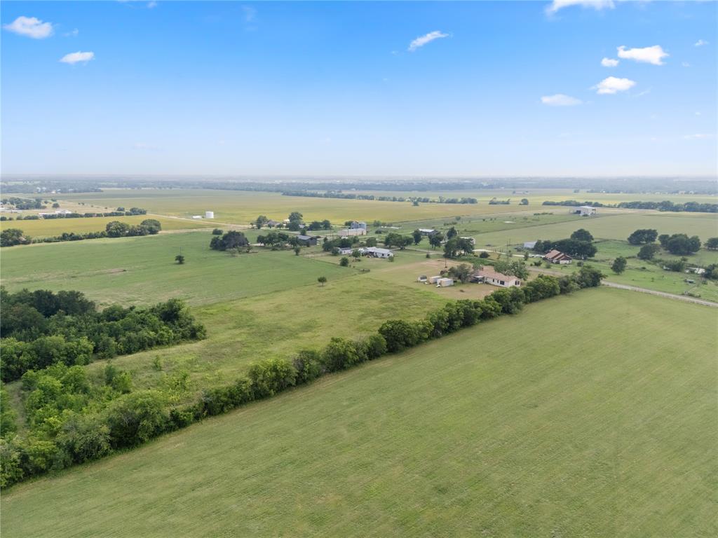 1413 Water Well Road Lorena, TX 76655 - Photo 4 of 22