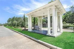 $595,000 | 372 Chateau Sonesta, Mandeville, LA 70471