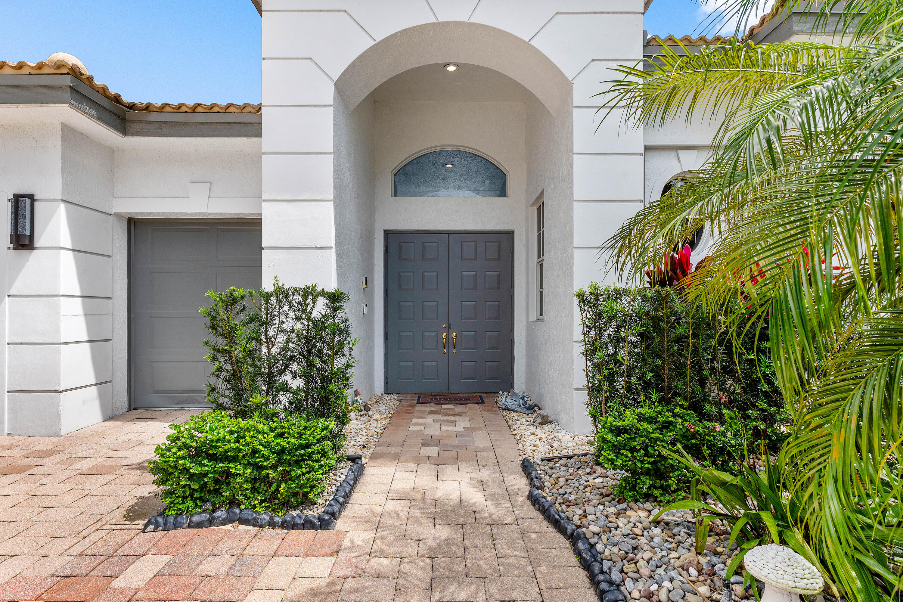 8048 Laurel Ridge Court Delray Beach, FL 33446 - Photo 4 of 103 FRONT ENTRY