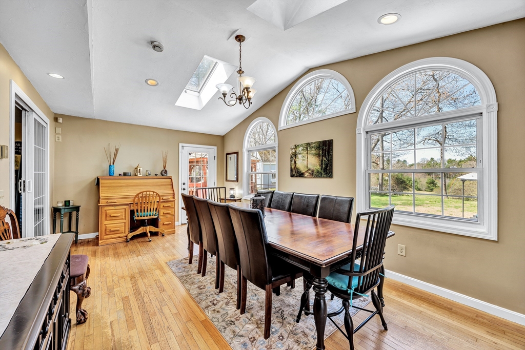 331 Braley Hill Road Rochester, MA 02770 - Photo 17 of 42