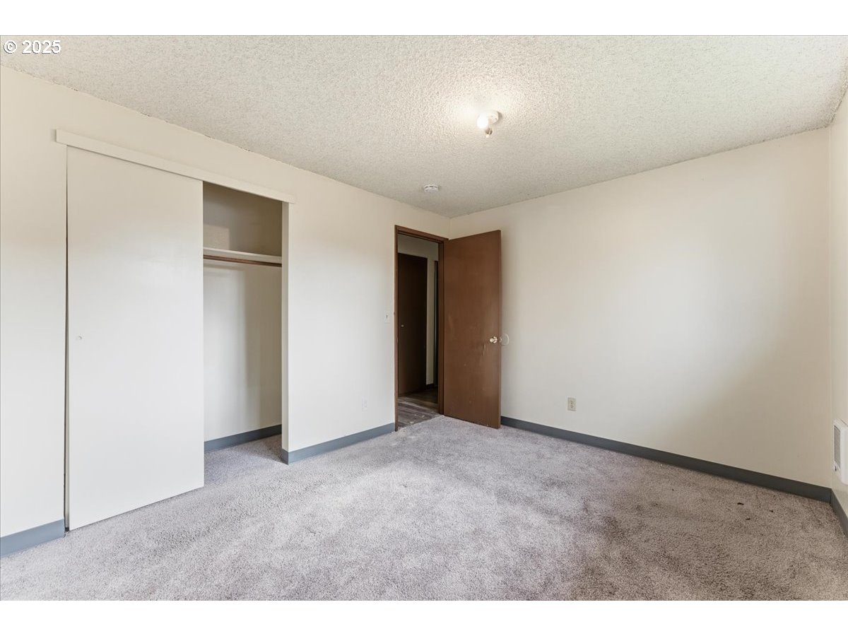 20385 Southwest Shelley Court Beaverton, OR 97078 - Photo 12 of 21 a view of an empty room