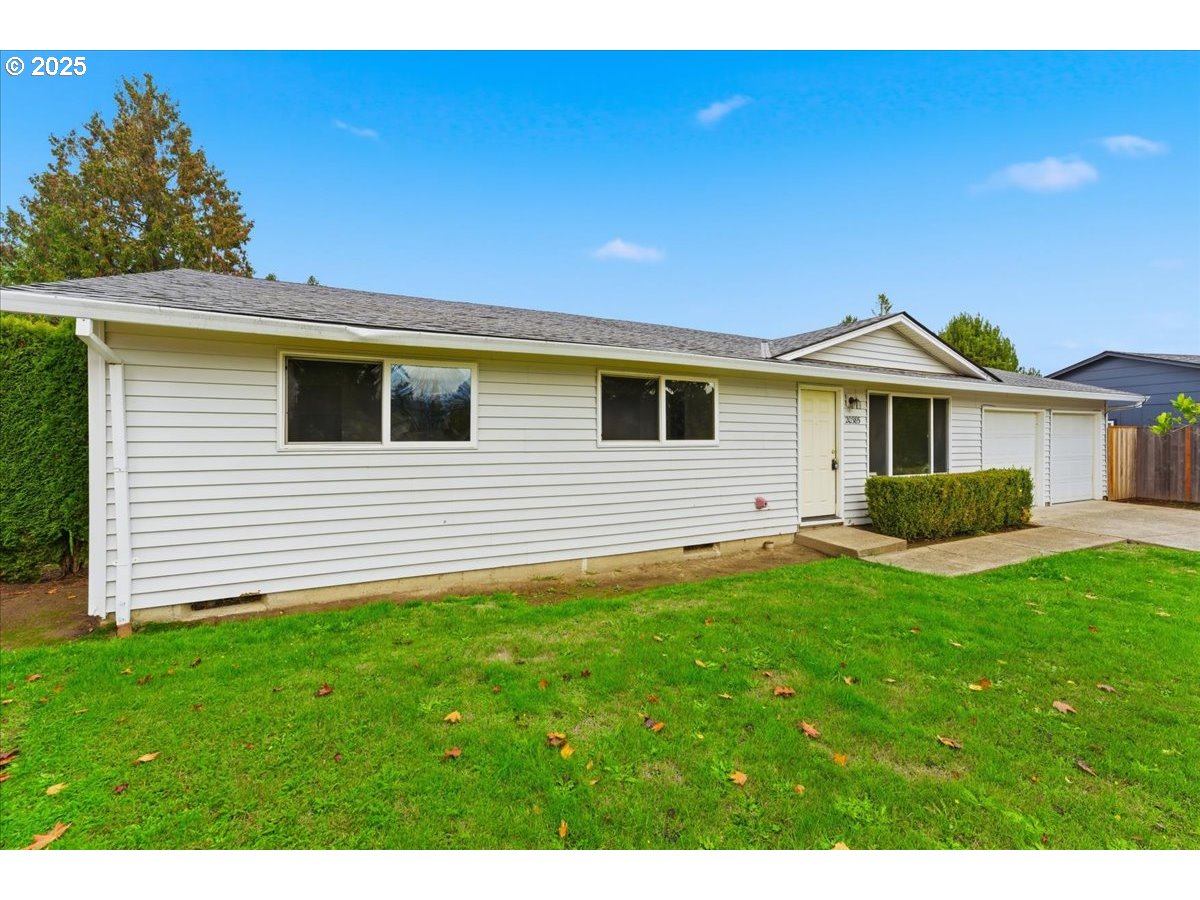 20385 Southwest Shelley Court Beaverton, OR 97078 - Photo 19 of 21 a front view of a house with a yard