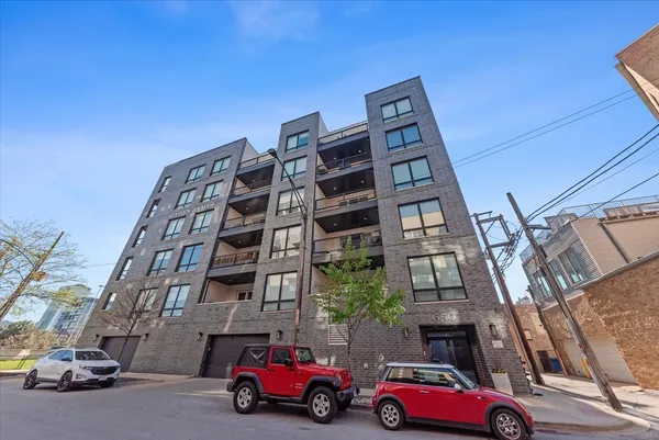 $849,000 | 650 North Morgan Street, Unit 404, Chicago, IL 60642