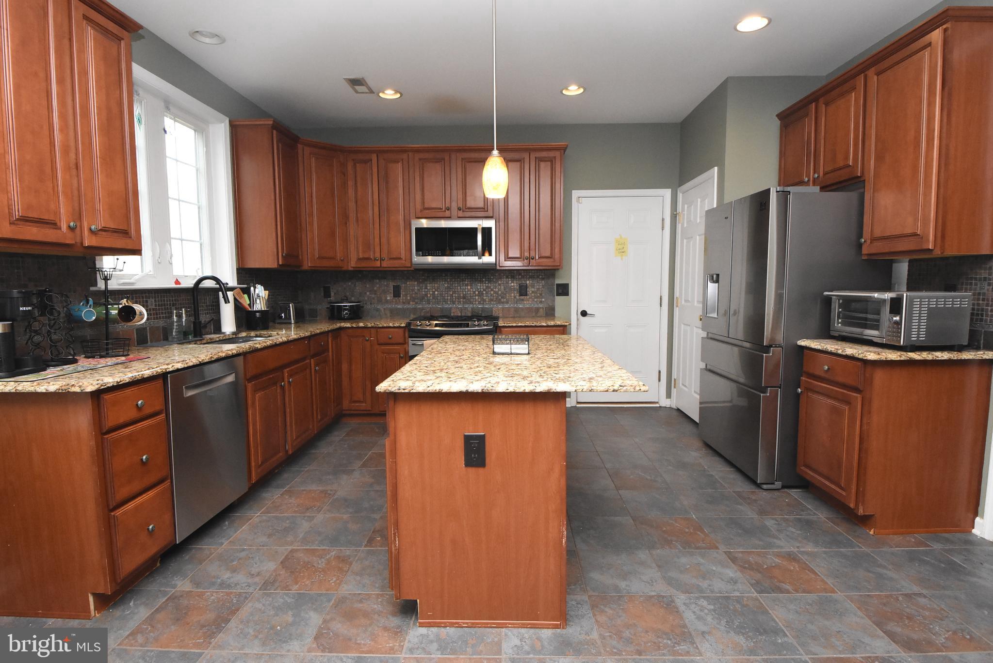 268 West Orvilla Road Lansdale, PA 19446 - Photo 12 of 49