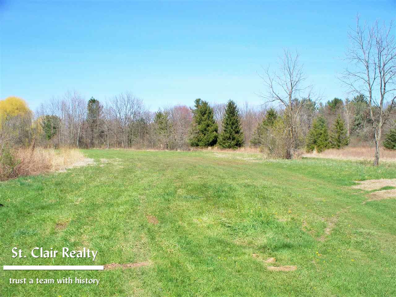 5588 Rattle Run Road St. Clair, MI 48079 - Photo 30 of 31 31288992-29.JPG