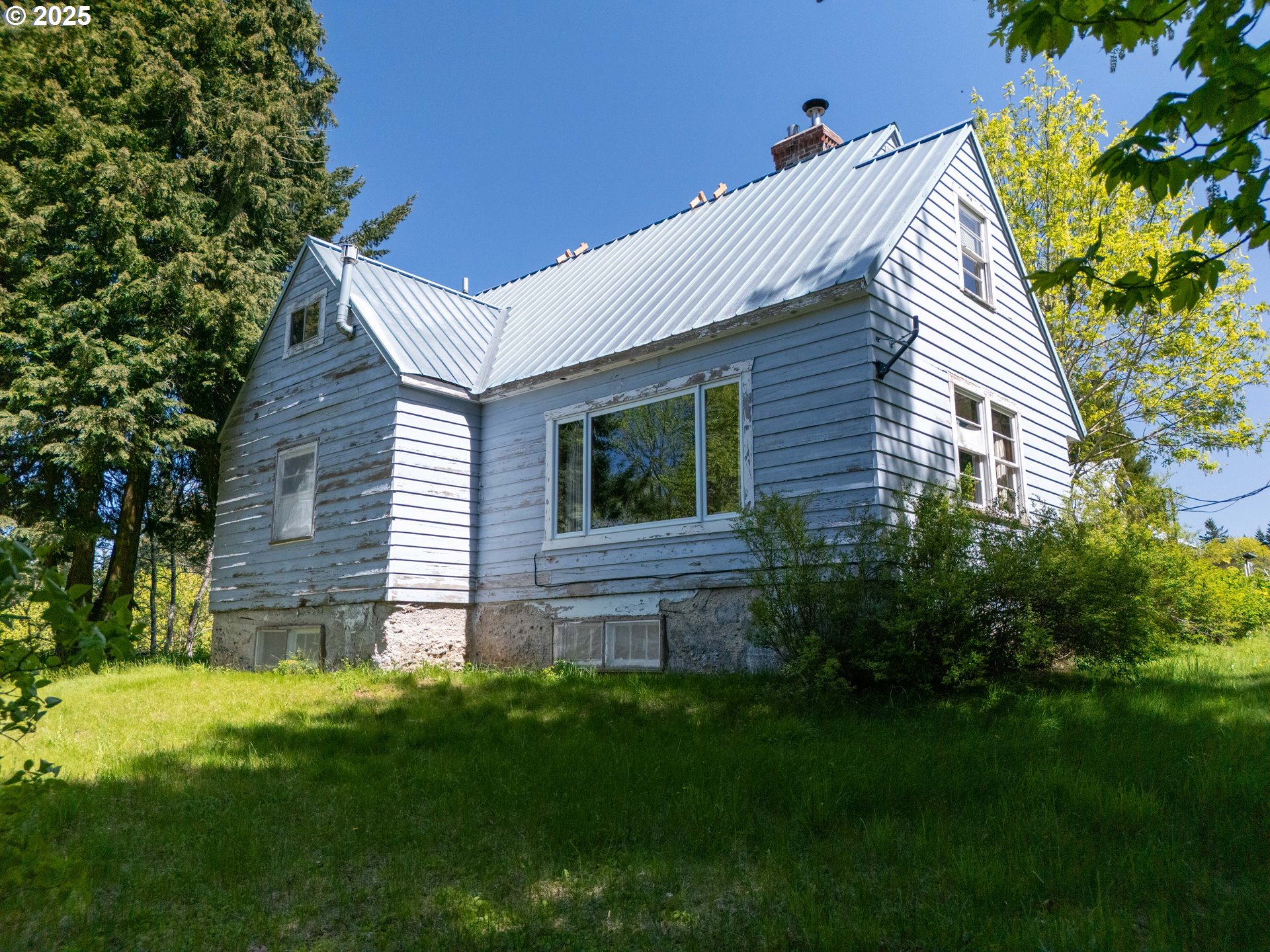 59 Tunnel Road White Salmon, WA 98672 - Photo 15 of 27