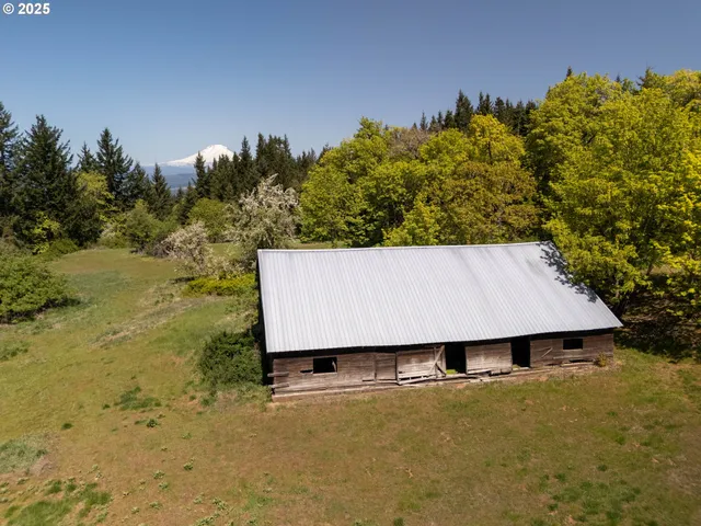 $975,000 | 59 Tunnel Road, White Salmon, WA 98672