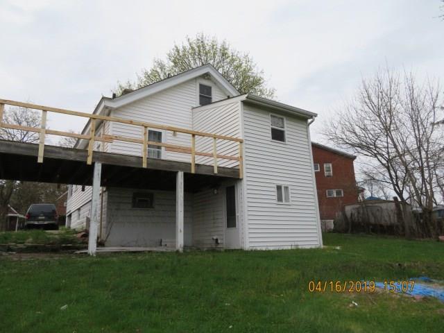 424 Dailey Road Pittsburgh, PA 15227 - Photo 3 of 12 Gallery Image 3