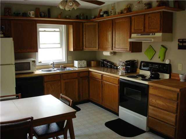 8510 Bittersweet Lake Road Trafalgar, IN 46181 - Photo 3 of 8 Gallery Image 3
