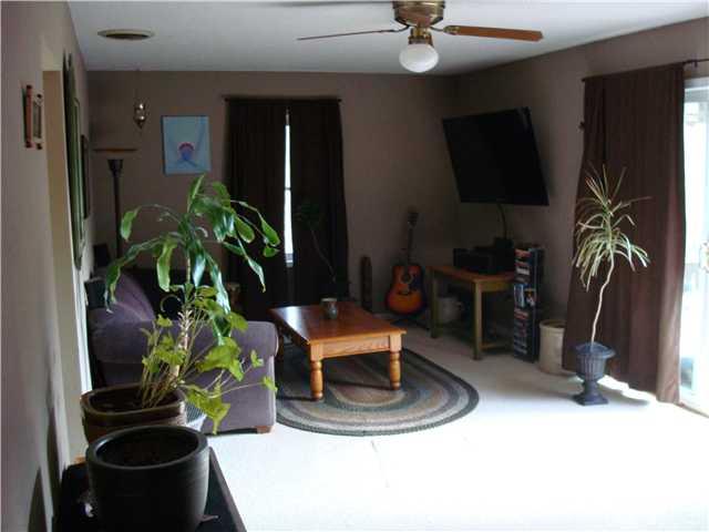8510 Bittersweet Lake Road Trafalgar, IN 46181 - Photo 4 of 8 Gallery Image 4