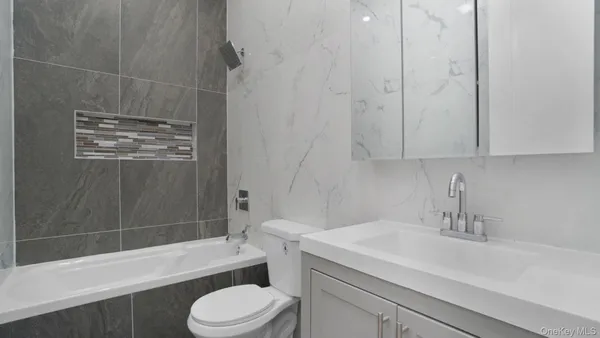 $850,000 | 506 East 183rd Street | East Tremont
