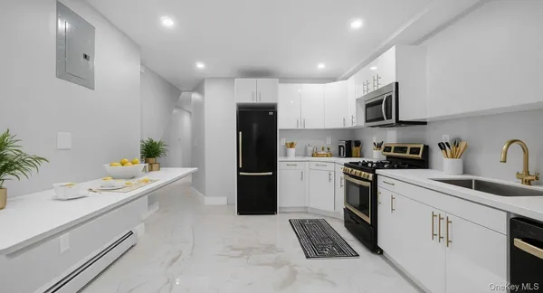 $850,000 | 506 East 183rd Street | East Tremont