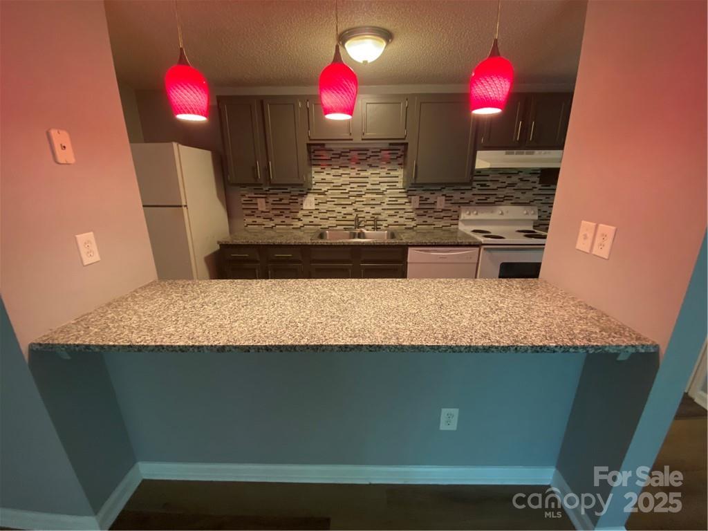 9409 Old Concord Road, Unit B Charlotte, NC 28213 - Photo 3 of 11