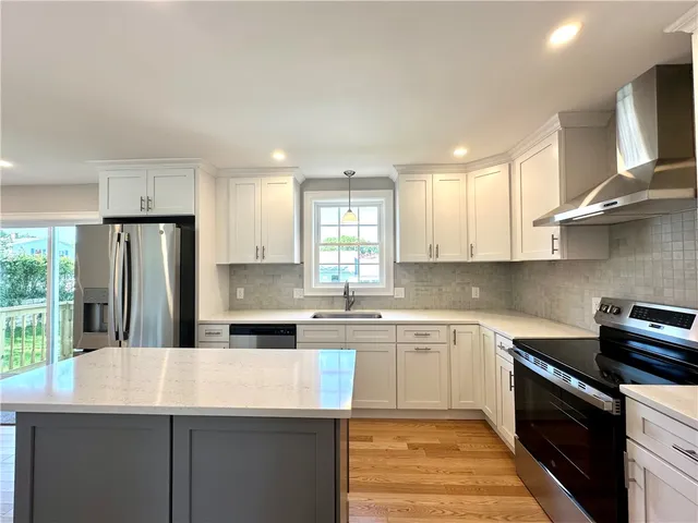 $669,900 | 253 Central Street, Manville, RI 02838