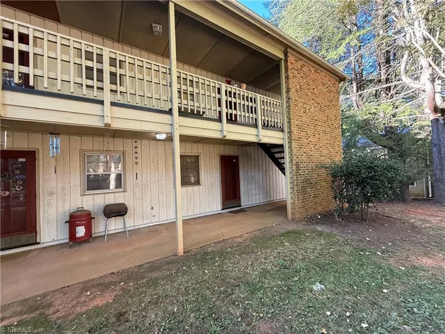 $92,000 | 2820 Pelham Place, Unit F, Winston-Salem, NC 27106