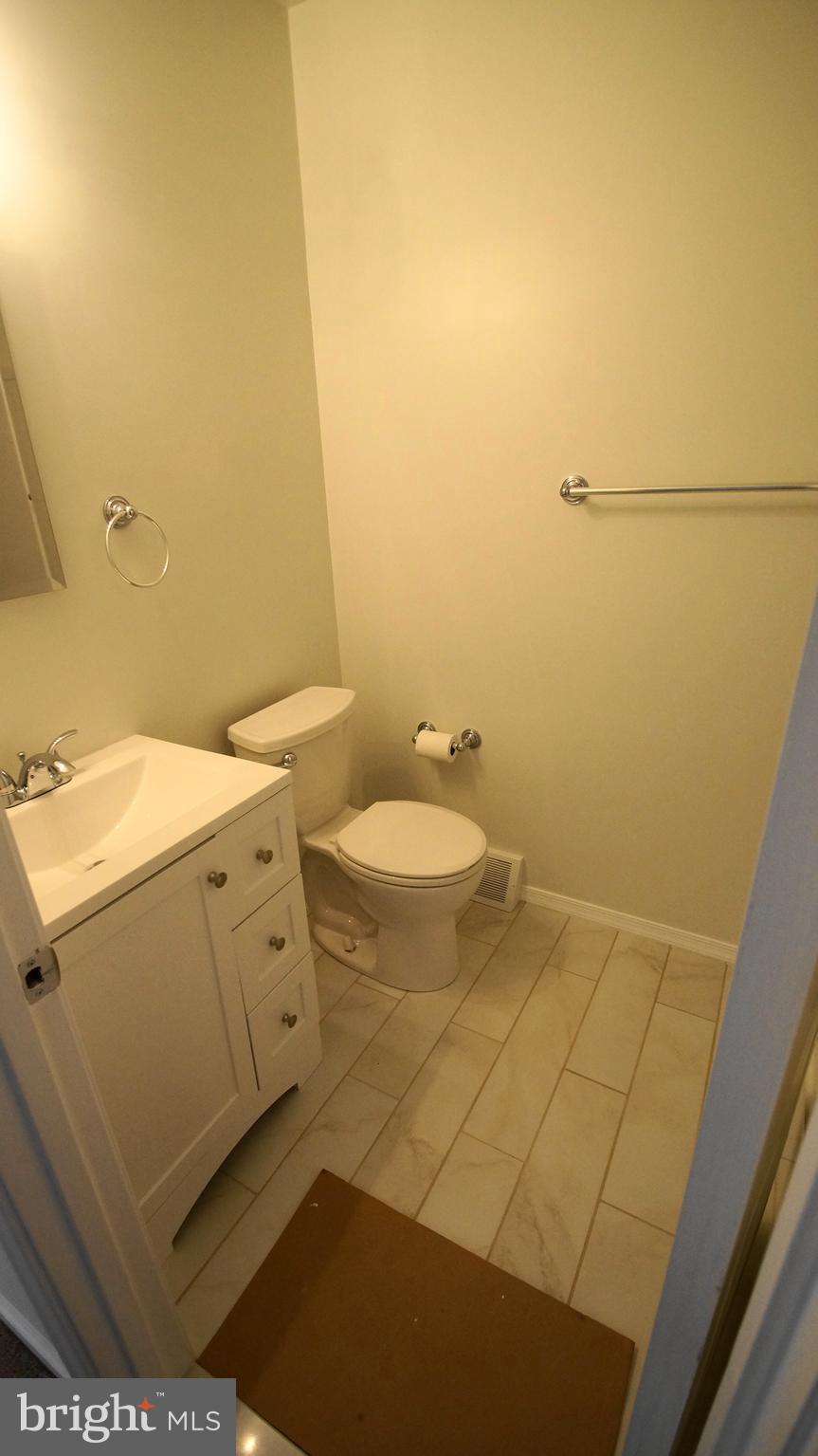 666 Rennard Street Philadelphia, PA 19116 - Photo 5 of 19 Gallery Image 5