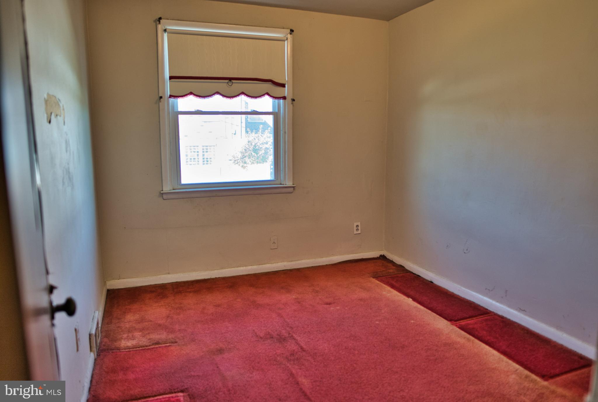 8540 Castor Avenue Philadelphia, PA 19152 - Photo 11 of 19