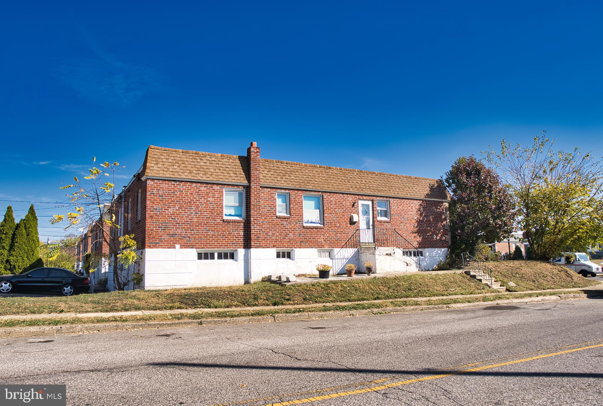 8540 Castor Avenue Philadelphia, PA 19152 - Photo 3 of 19