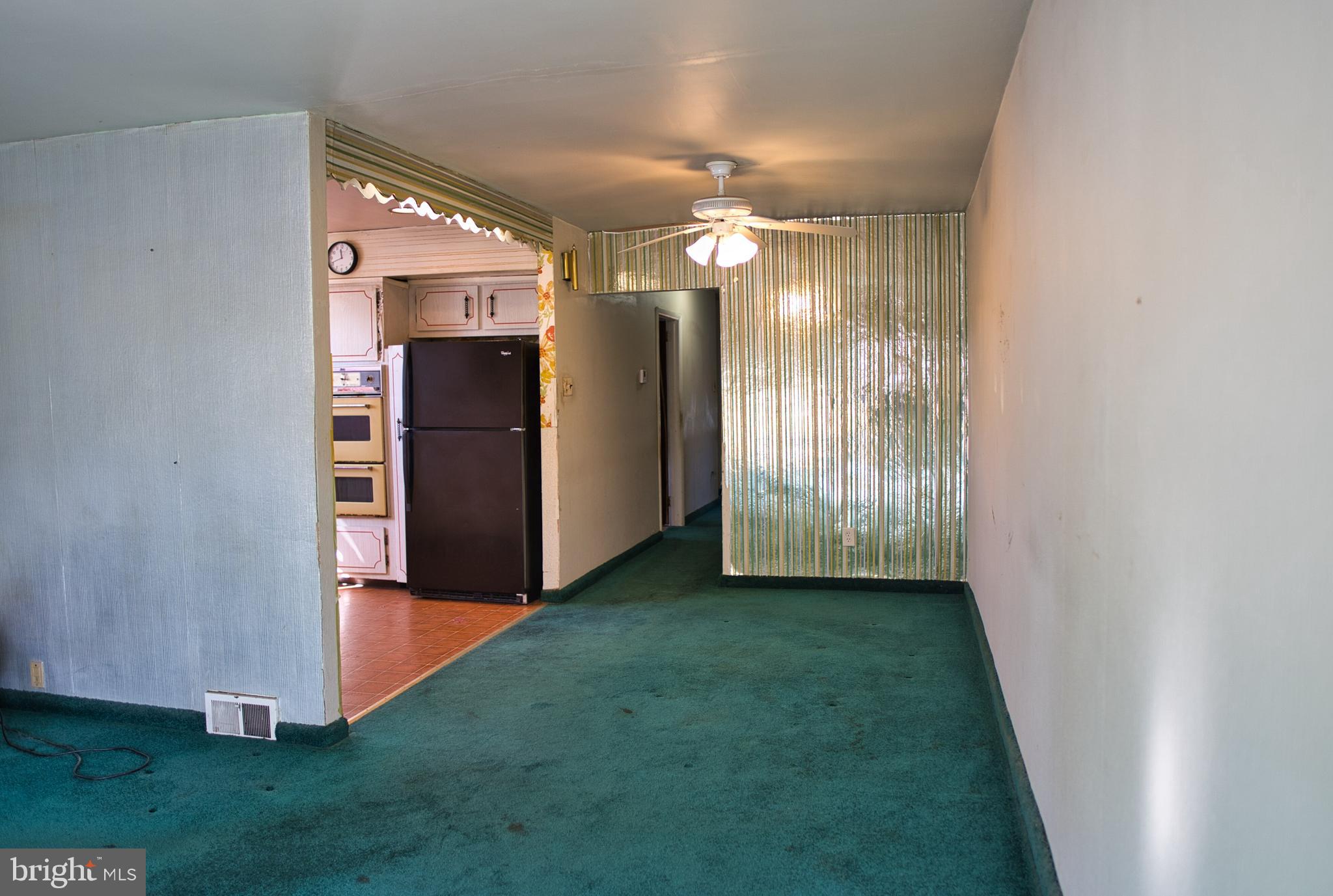 8540 Castor Avenue Philadelphia, PA 19152 - Photo 5 of 19