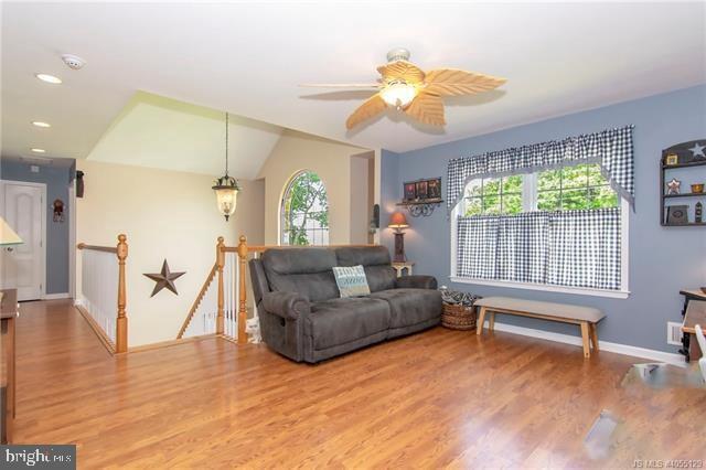 349 Yeoman Road Manahawkin, NJ 08050 - Photo 21 of 46 Gallery Image 21