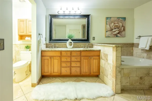 $749,000 | 17651 Westhampton Woods Drive, Wildwood, MO 63005