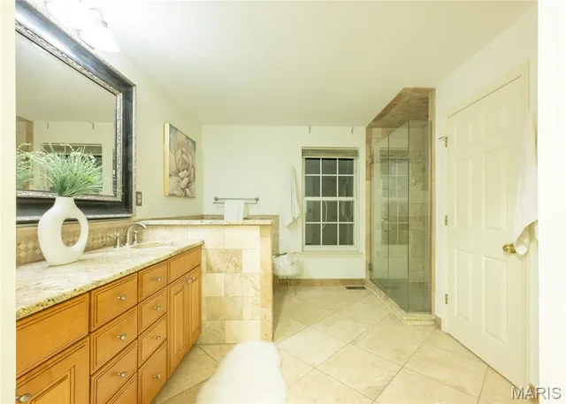 $749,000 | 17651 Westhampton Woods Drive, Wildwood, MO 63005